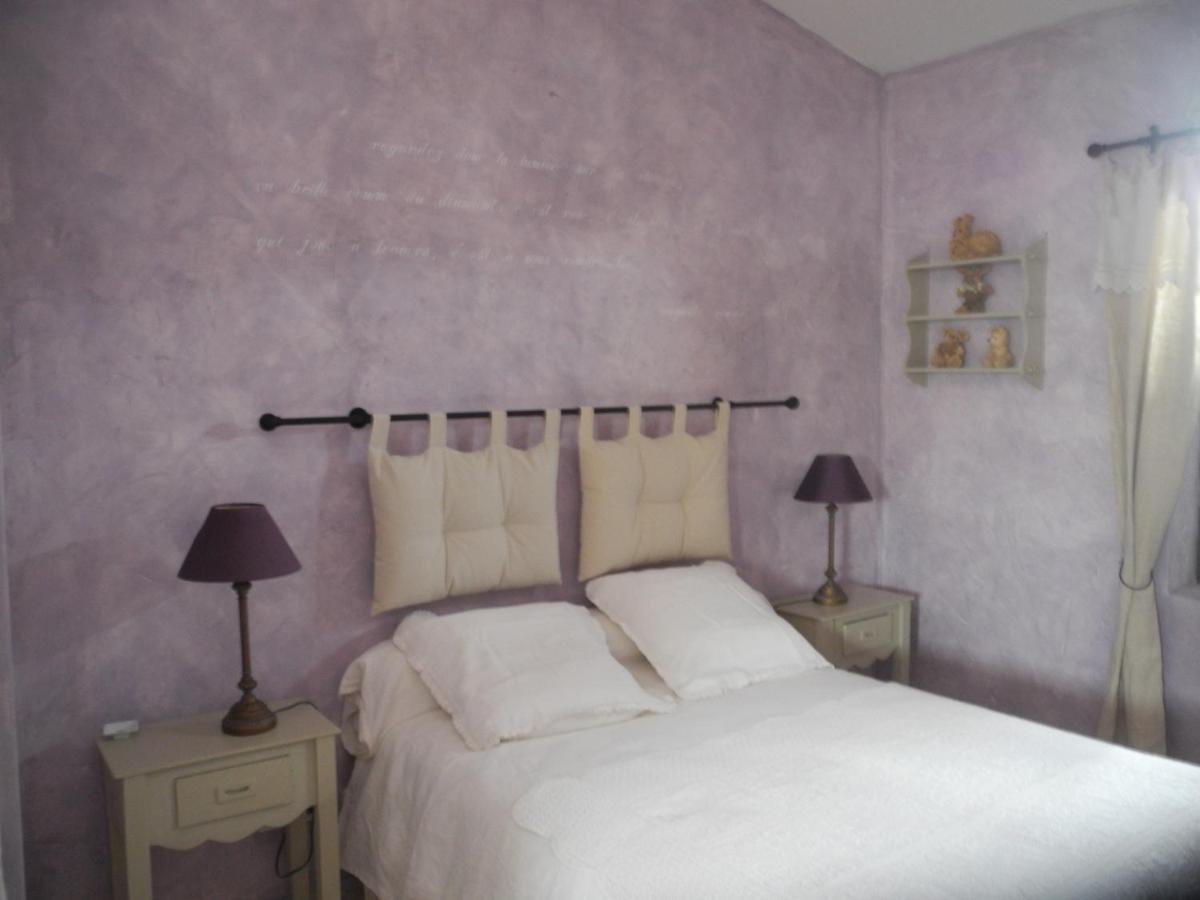 Oustau De Piera Bed & Breakfast Gordes Eksteriør bilde