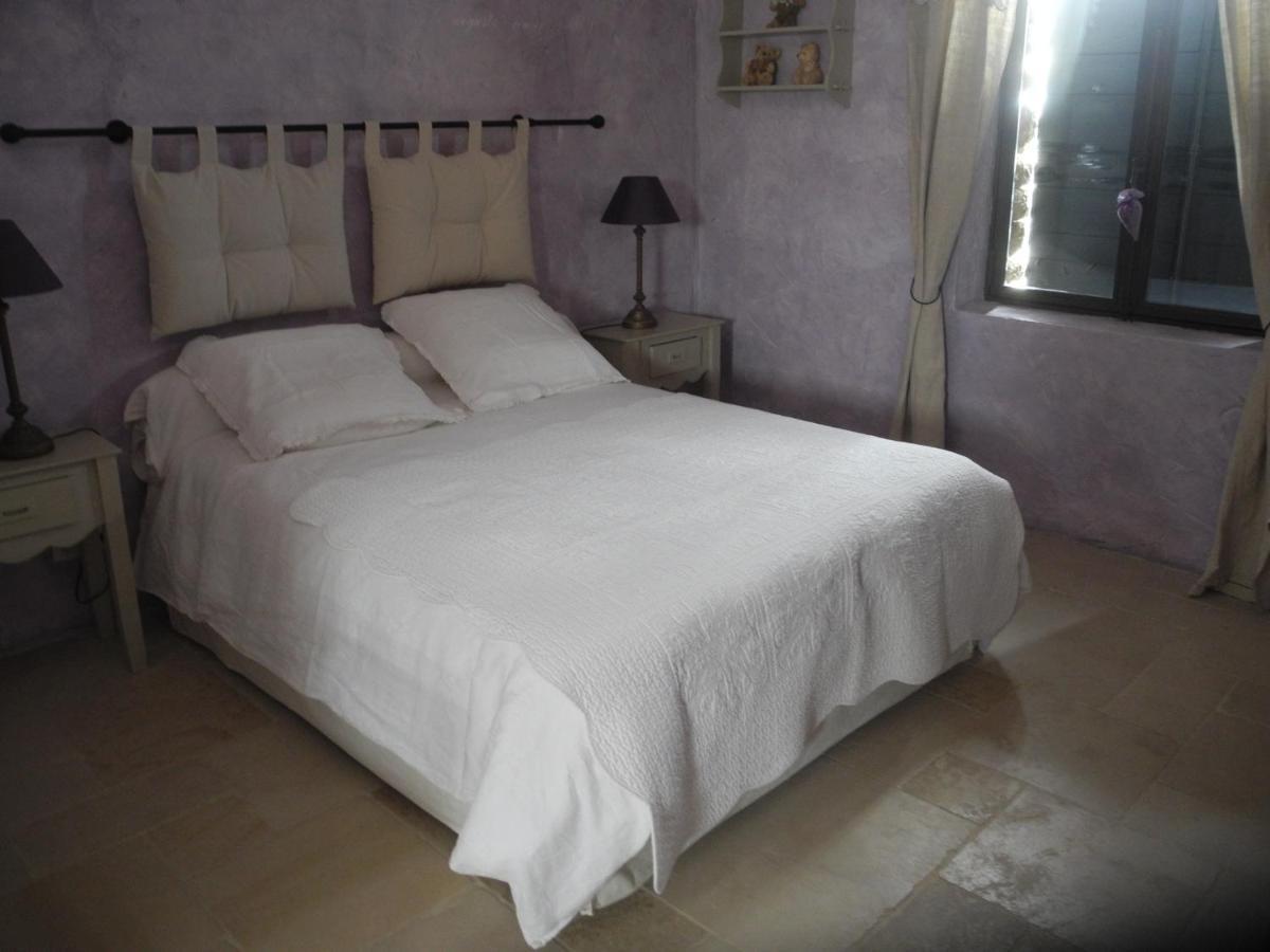 Oustau De Piera Bed & Breakfast Gordes Eksteriør bilde