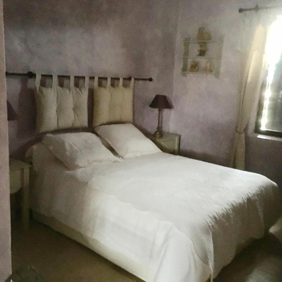 Oustau De Piera Bed & Breakfast Gordes Eksteriør bilde