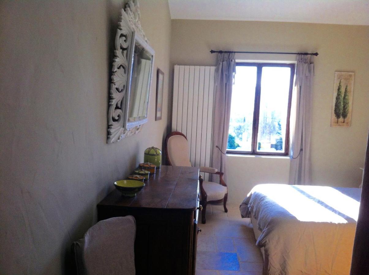 Oustau De Piera Bed & Breakfast Gordes Eksteriør bilde